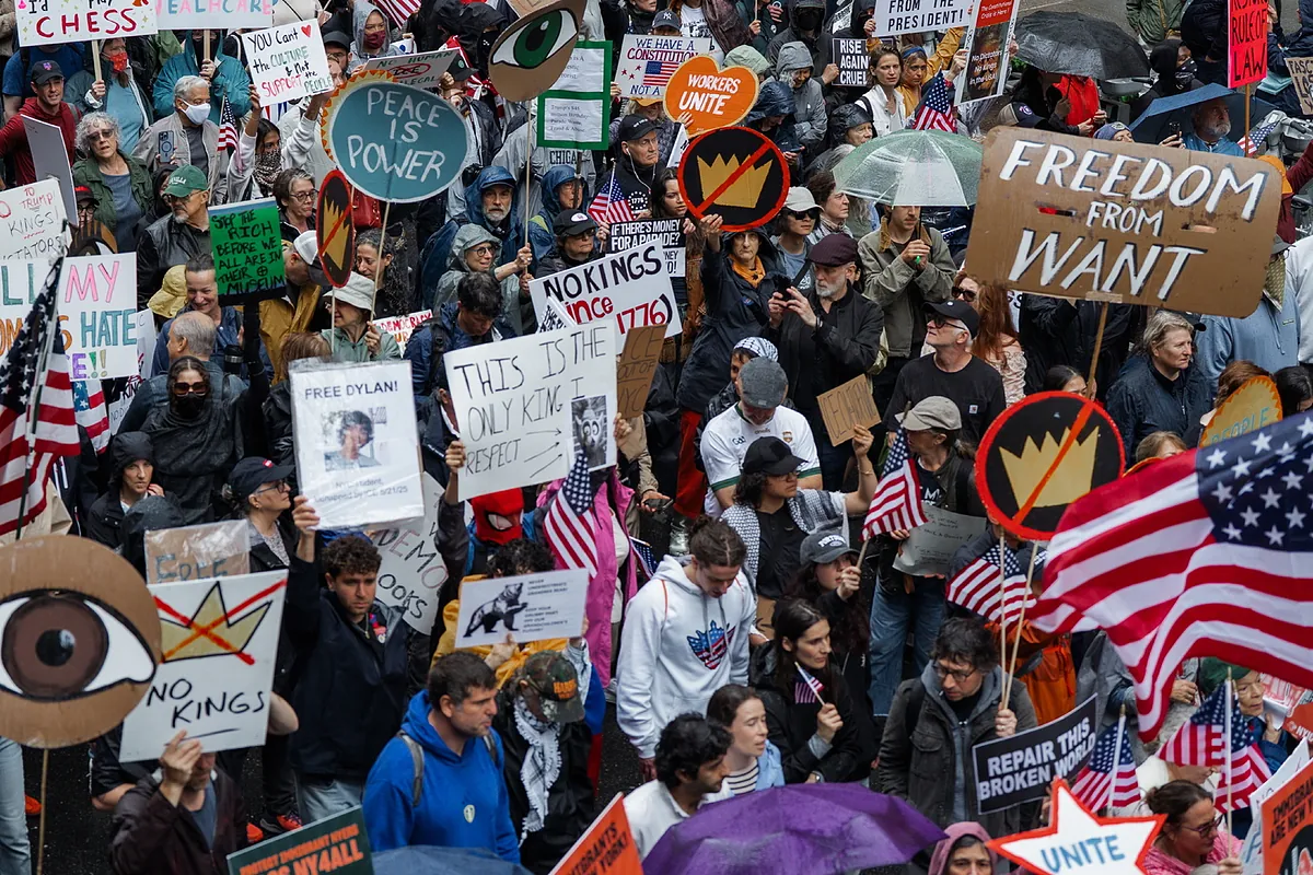 Las protestas contra Donald Trump toman fuerza en todo EEUU | Política