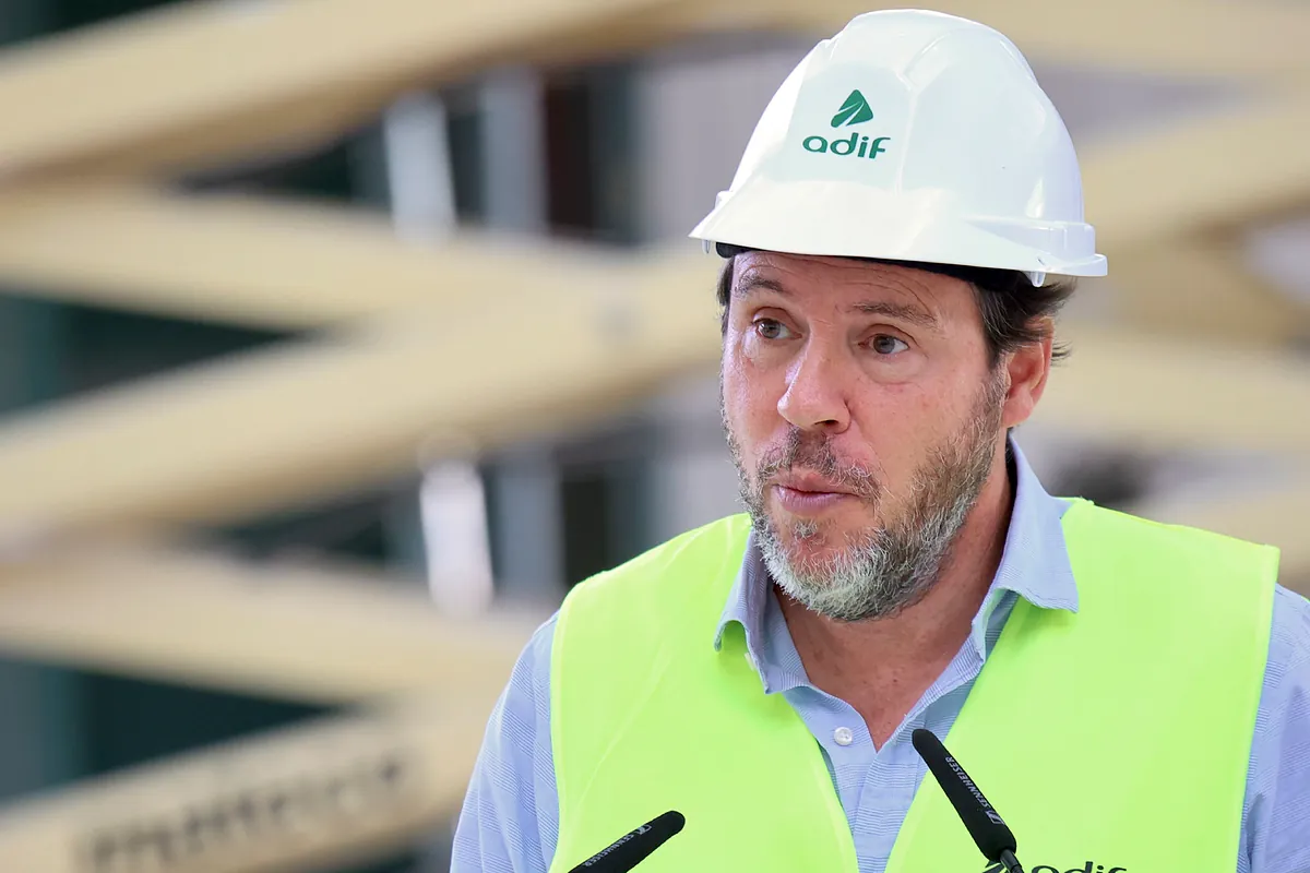 Puente suspende a Talgo y destaca a la alemana Siemens