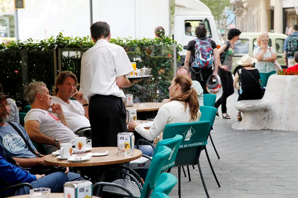 El empleo enfila un verano récord con cerca de 700.000 contrataciones