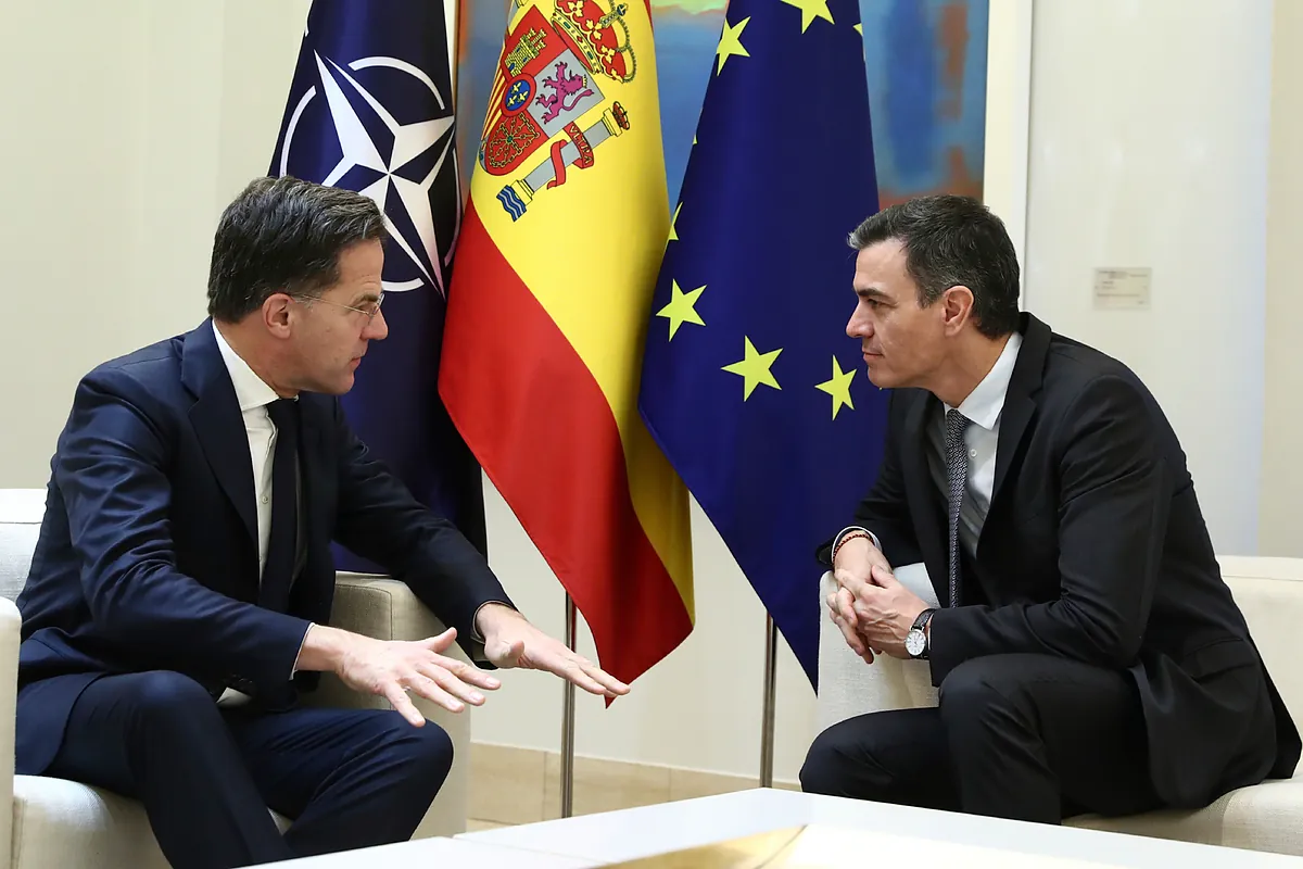 La OTAN se conjura para un rearme histórico del que España se desmarca