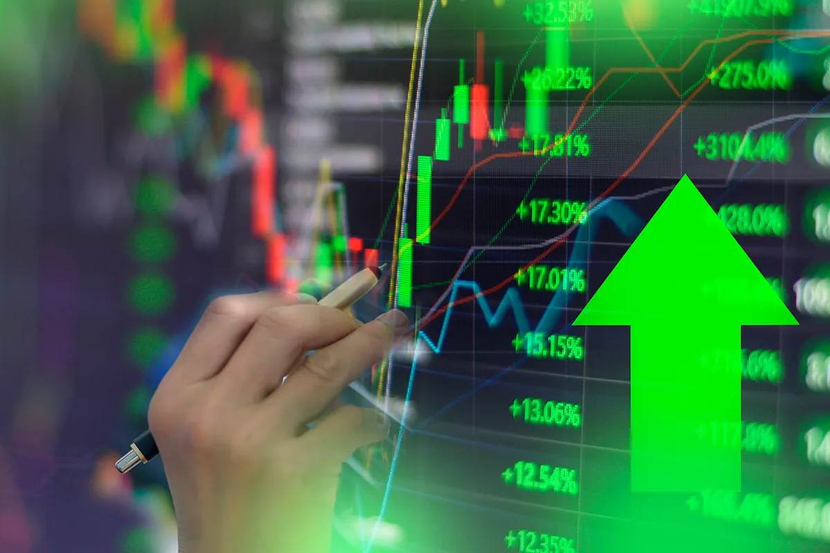 Endesa y Logista saborean récord en plena agitación por la guerra comercial