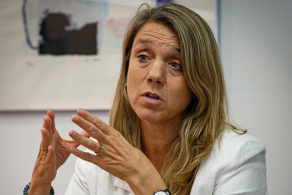 Au naturel pegasus smith service was fun, chummy plus