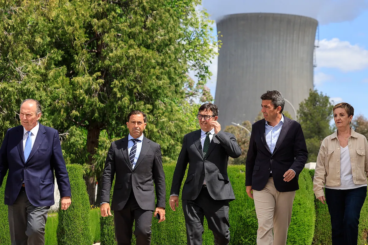 Mazón apuesta por la nuclear y elimina la ecotasa a la central de Cofrentes