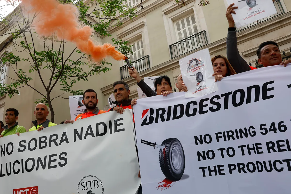 Bridgestone mejora las condiciones del ERE y se plantea revisar el total de despidos