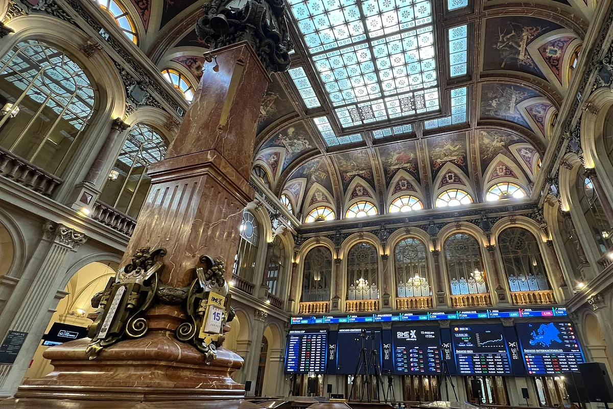 Indra marca récord y lidera el Ibex con una subida del 80,8% en 2025
