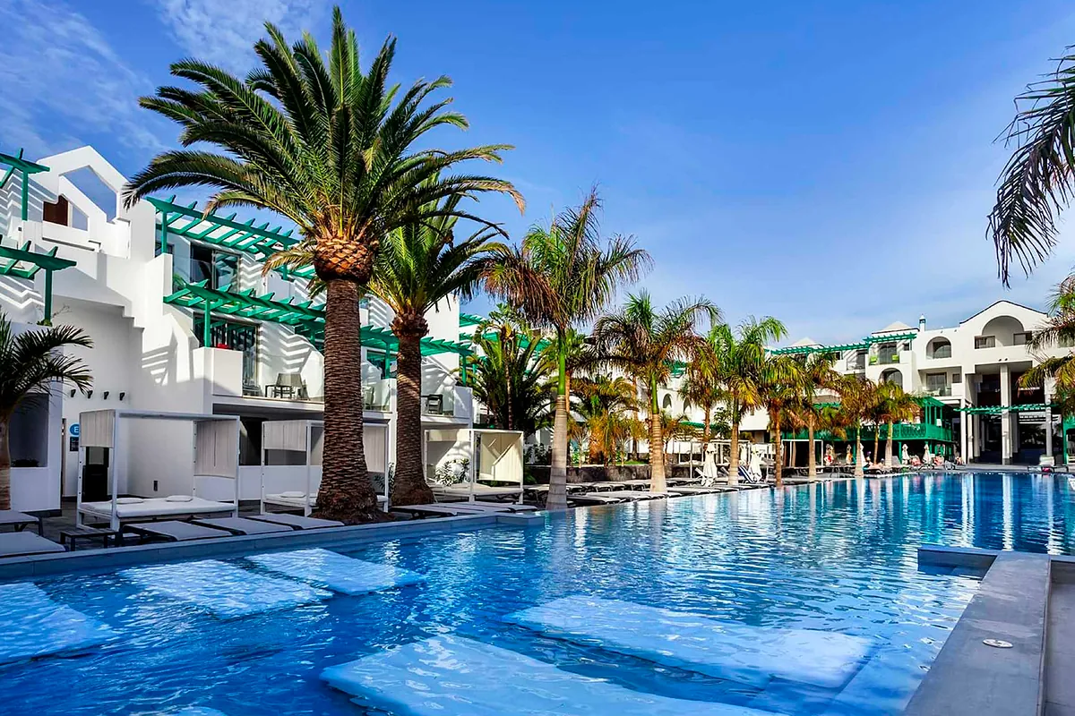 Los fondos aceleran la venta de hoteles al calor del  boom  turístico