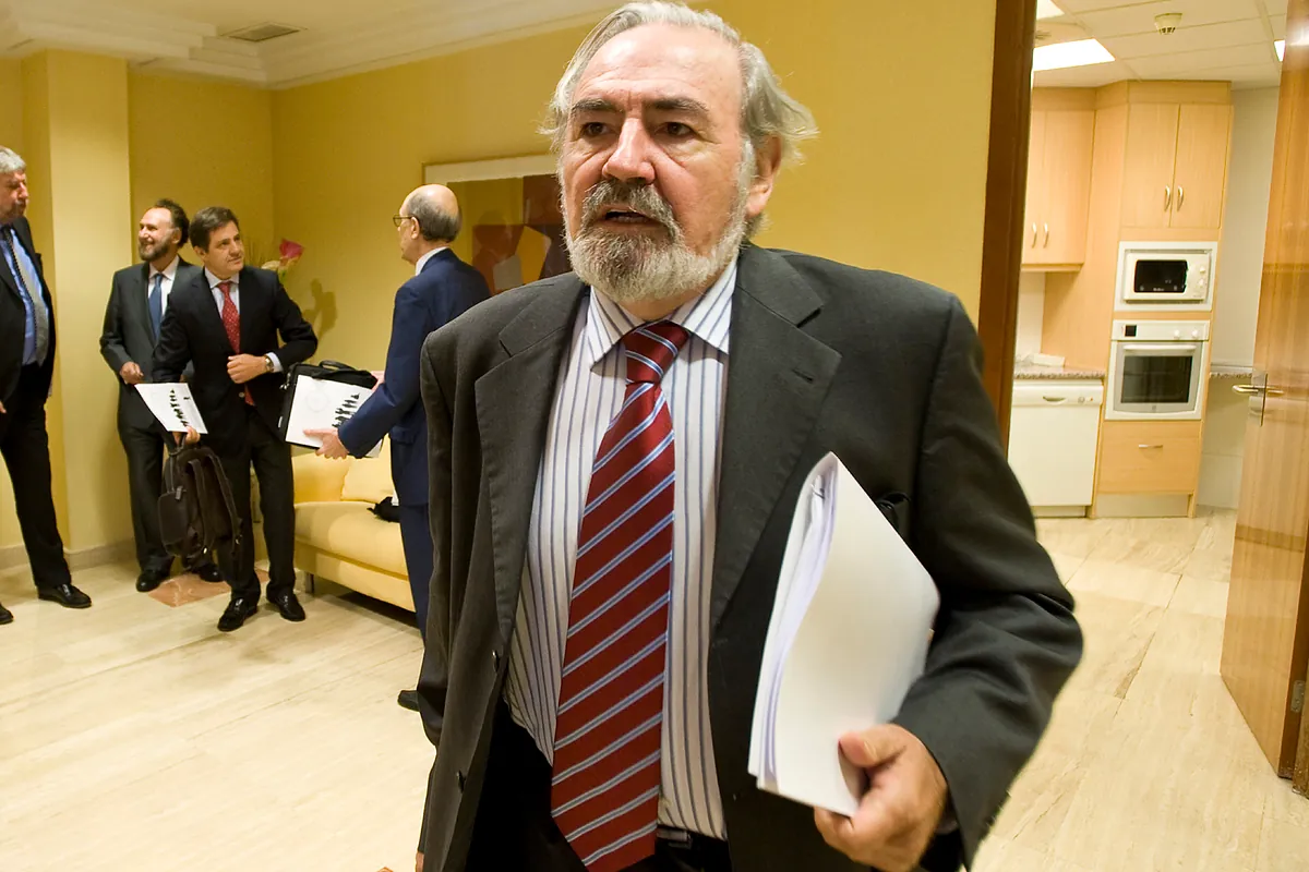 Muere el político y exministro socialista Juan Manuel Eguiagaray