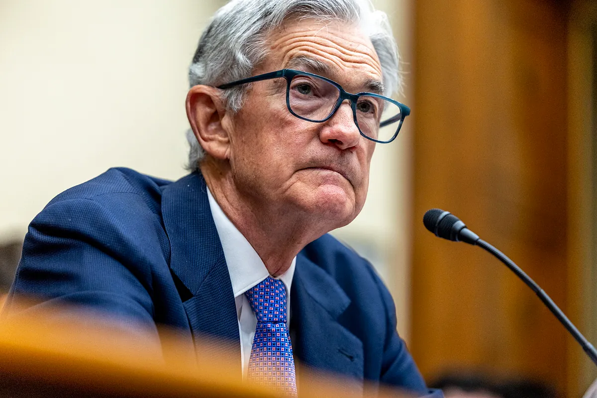 Trump presiona a la Fed para que recorte tipos mañana