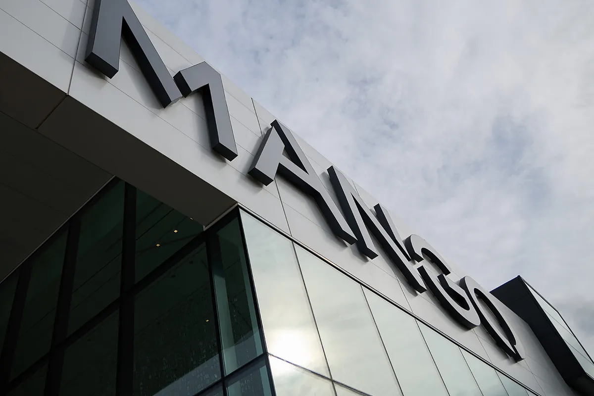 Katiana Kay's sensual look - unleashing her true desires