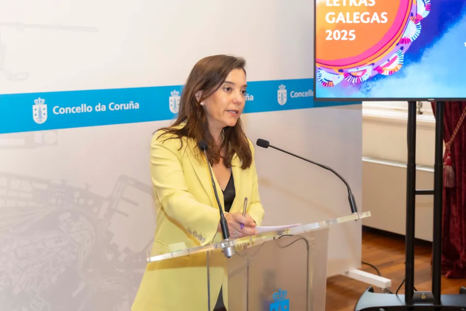 La alcaldesa de A Coruña calcula un ahorro anual de 400 euros en ...