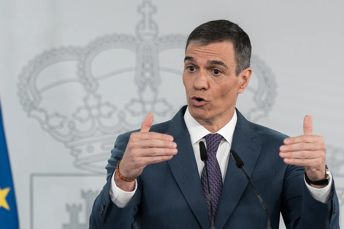 La factoría de relatos y bulos de La Moncloa, a pleno rendimiento