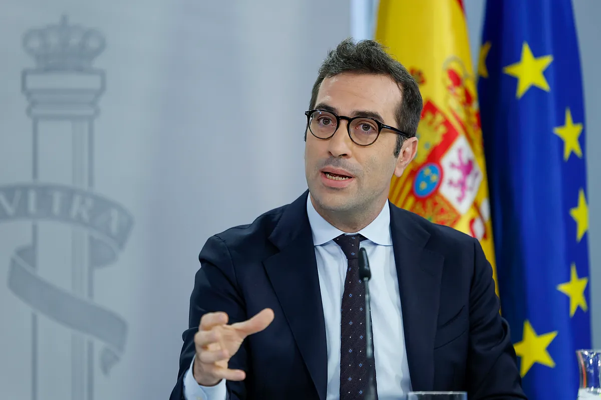 El Gobierno endurece las condiciones de la opa de BBVA sobre Sabadell y prohíbe la fusión durante tres años